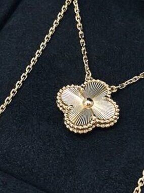 Authentic Van Cleef & Arpels 18K gold laser engraved necklace